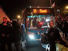 Подросток погиб под колесами автобуса во время протеста против воинской повинности