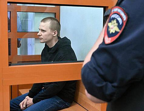 Обвиняемый в покушении на Прилепина отказался от дачи показаний в суде