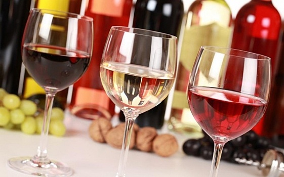 Минздрав выяснил, как часто и какие виды алкоголя можно употреблять с низким риском для здоровья