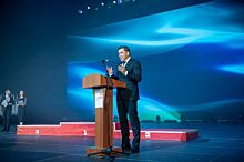Евгений Куйвашев поздравил победителей VI Национального чемпионата World Skills Hi-Tech-2019