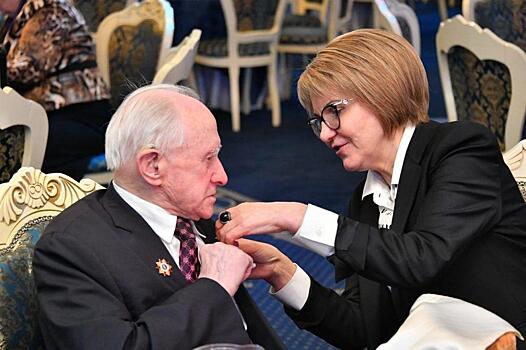 Ветеран из Текстильщиков отметил 95-летний юбилей