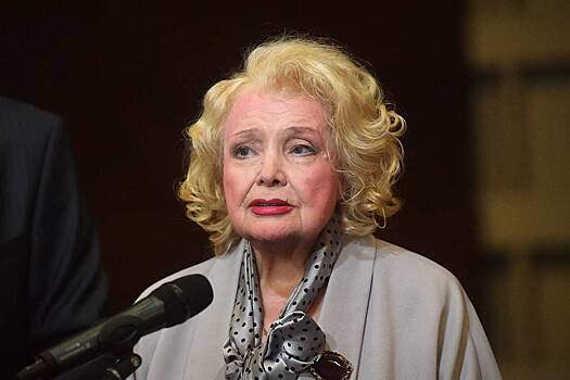 Возможное возвращение Дорониной во МХАТ прокомментировали