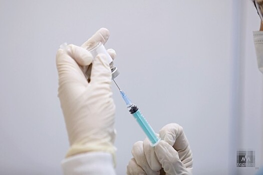 Власти Петербурга напомнили о важности вакцинации