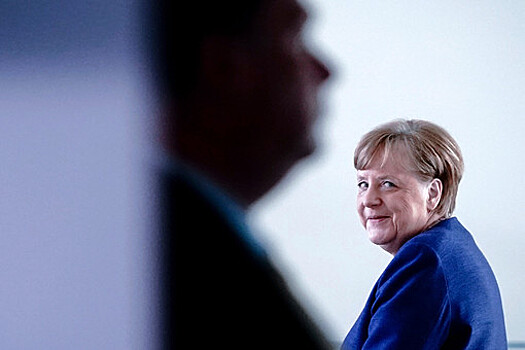 Меркель напомнила, что Германия заинтересована в конструктивных отношениях с РФ