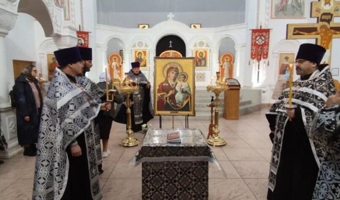 Волгоградские храмы встречают икону Божией Матери «Оршанская»