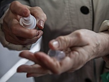 Оперштаб Волгоградской области отменил ношение перчаток