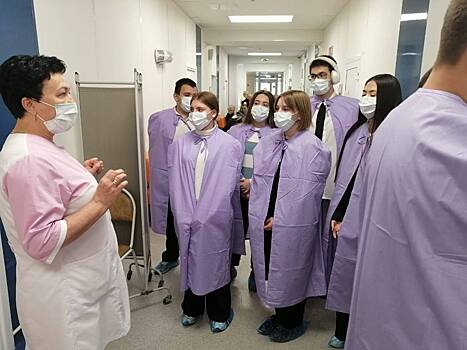 Почти 6 тысяч школьников и студентов Оренбуржья познакомились с востребованными профессиями изнутри