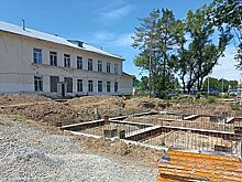 С паузы снято строительство нового корпуса к школе Вяземского в Хабаровском крае