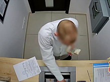 Полиция Подмосковья вычислила дроппера, на чей счёт обманутая пенсионерка перевела 2,5 млн рублей