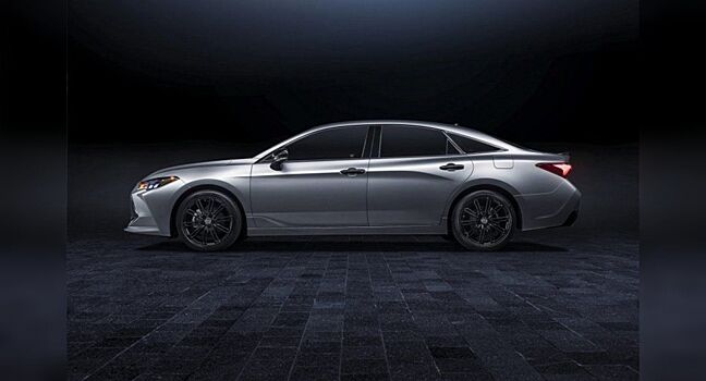 Японская компания Toyota обновила седан Avalon