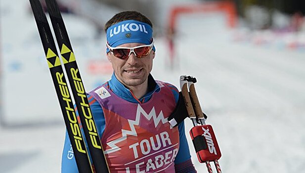 Лыжник Устюгов выиграл гонку на 15 км на чемпионате России