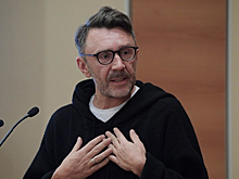 Шнур назвал «анекдотом» удаление сцен из фильма об Элтоне Джоне