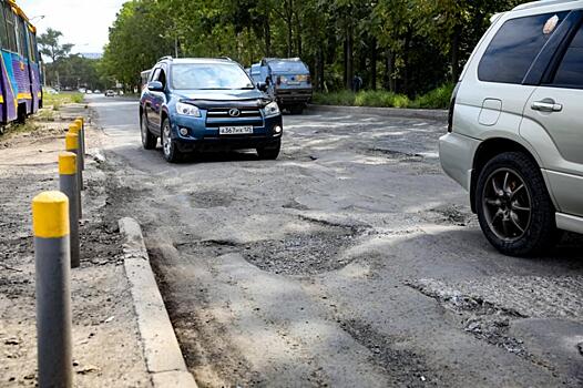 «Город убитый»: Андрей Тарасенко ужаснулся состоянием дорог во Владивостоке
