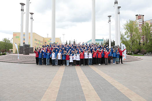 Более 150 молодых людей исполнили песню «День Победы» в Нижнем Новгороде