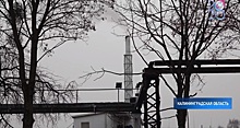 "Открываем окна, пока не дымит труба": жители Черняховска жалуются на котельную для сжигания шпал