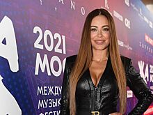 Ани Лорак отменила все концерты в России на 2022 год