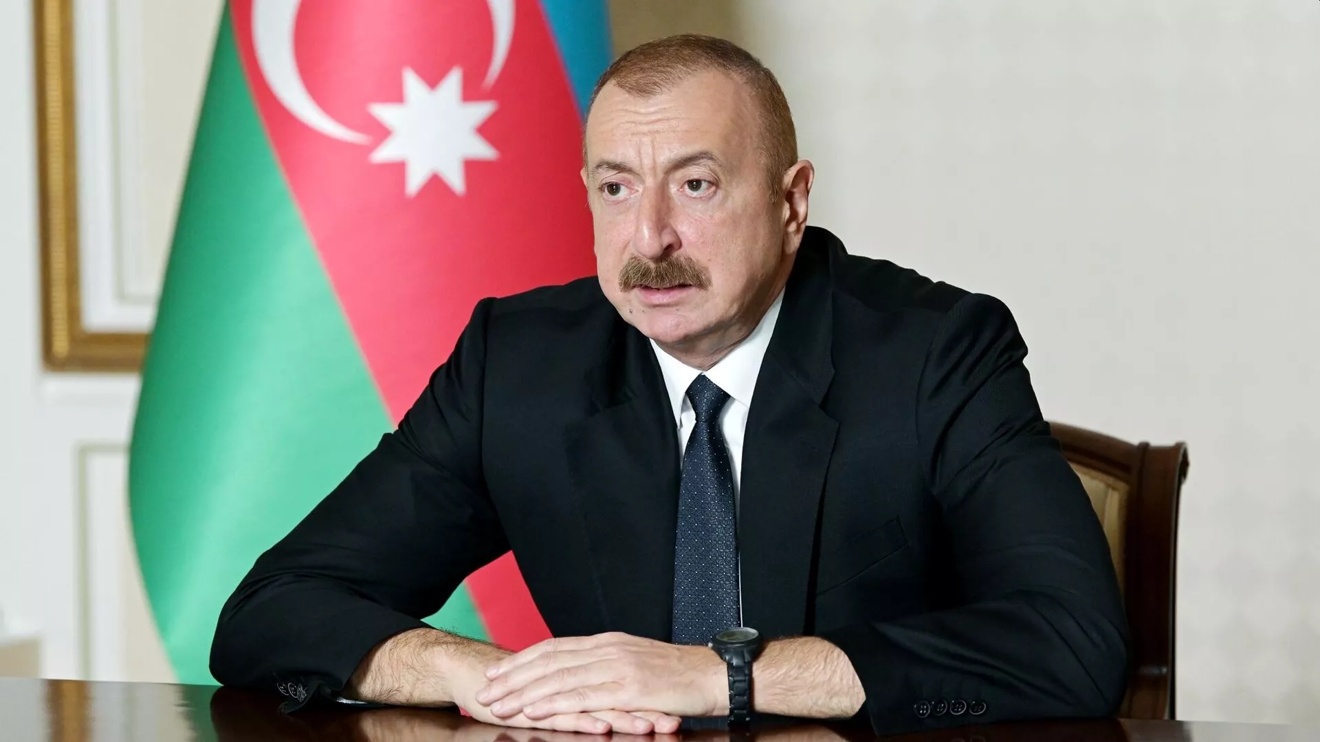 Алиев отреагировал на инцидент с вертолетом президента Ирана