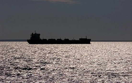 Торговое судно подверглось ракетному удару у берегов Йемена