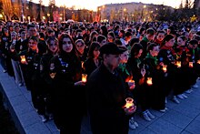 Новосибирцы почтили память павших в Великой Отечественной войне акцией "Свеча памяти"