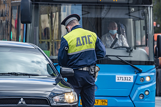 Россиянам назвали способы вычислить нетрезвого водителя на дороге