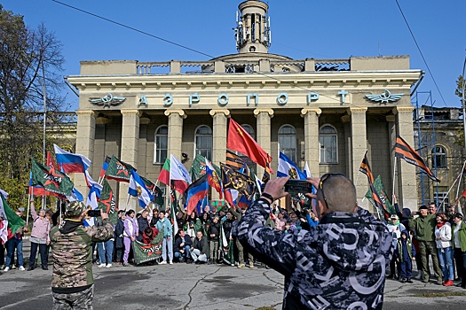 Как на Донбассе отпраздновали День воссоединения с Россией