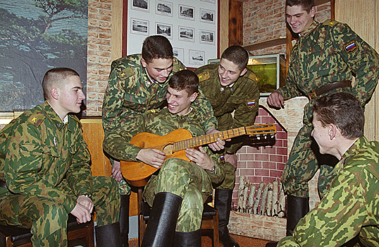 «Видишь суслика?» Business FM собрала армейские байки