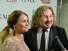Николаев показал обеих дочерей