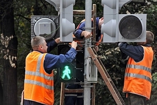В Краснодаре на трех перекрестках отключат светофоры