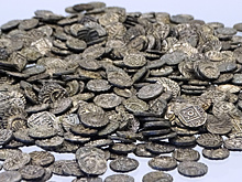 Клад из 20 тысяч серебряных монет нашли в центре Москвы