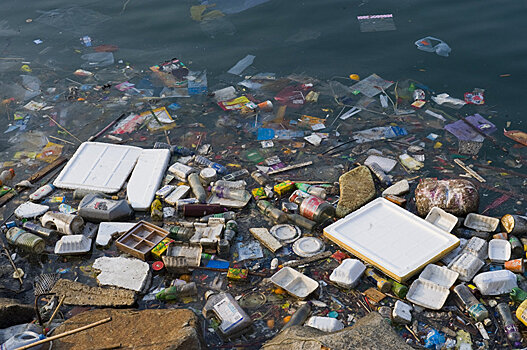 Scientific American (США): Земля страдает от незаметного пластика, и ученые работают над его выявлением