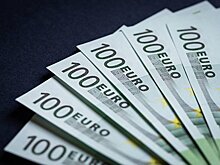 Банкир предупредил о санкционных рисках при расчетах в евро