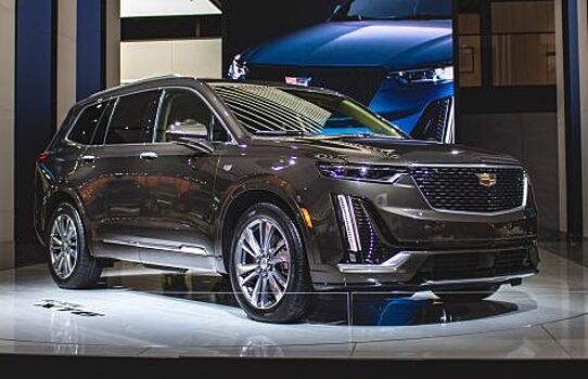 Cadillac объявил цены на большой кроссовер XT6