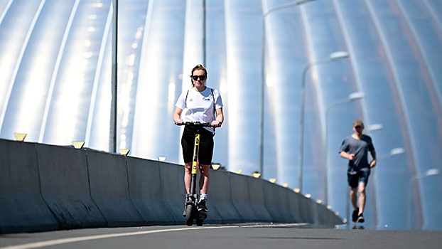 Электросамокаты пропали из прокатных приложений в Петербурге