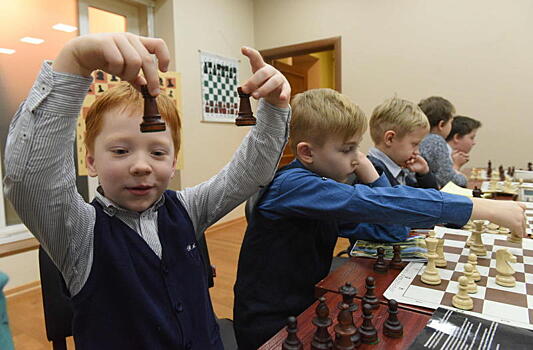 Праздник для детей в честь Международного дня шахмат провели в Хамовниках