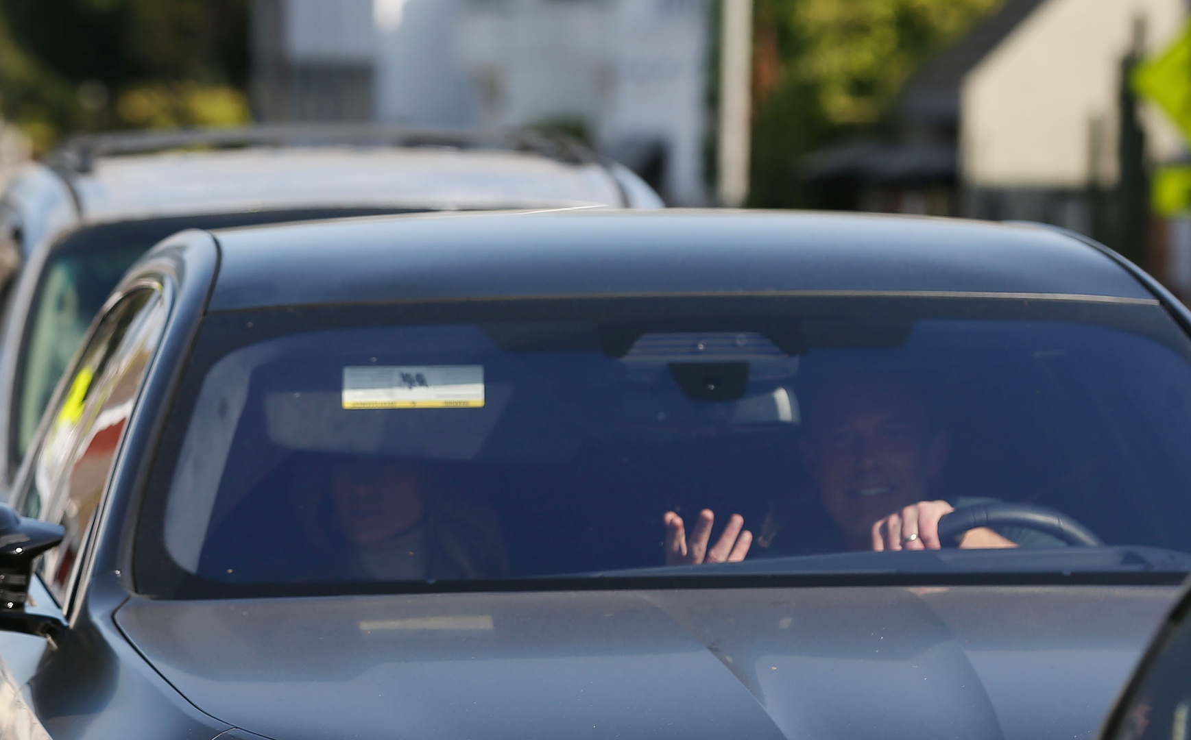 Актер Бен Аффлек вышел из машины и наорал на фотографирующих его журналистов