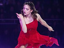 «Жестоко, но у нас столько чемпионов». Медведева — о разнице российской и канадской школ