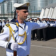 Наплевать на славу: украинский флот расстается с геройским прошлым и берет пример с врагов