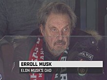 Отец Илона Маска, посетивший матч «Ак Барса»: «Казань напомнила Сан-Антонио в Техасе, но здесь лучше. На Западе говорят много лжи о России, это одна из самых передовых стран мира»