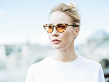 Катя Добрякова одела Елену Летучую в халат с тиграми