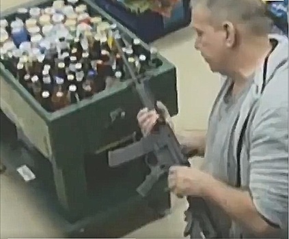 Мужчине не понравилась цена сигарет в магазине. И он заявился туда с винтовкой
