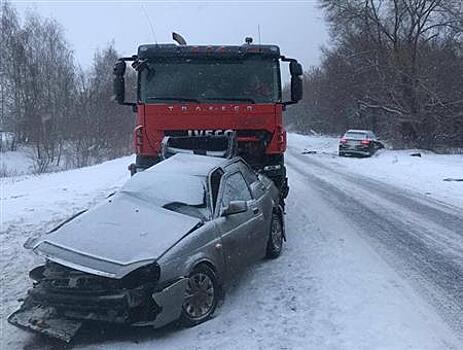 В ДТП на трассе в Самарской области погиб человек