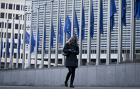 ЕС принял пятый пакет санкций против Белоруссии в связи с миграционным кризисом