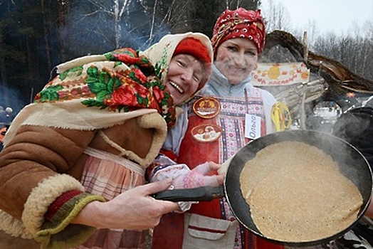 Туристам расскажут по телефону о местах с самыми вкусными блинами в Москве