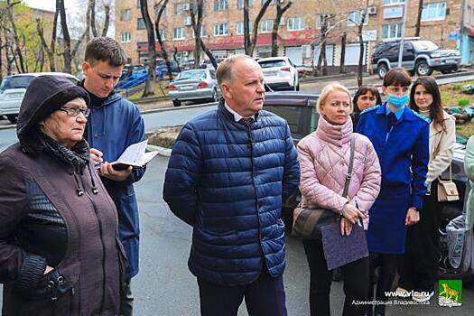 Самые громкие провалы Олега Гуменюка: бордюры, разруха и вазоны