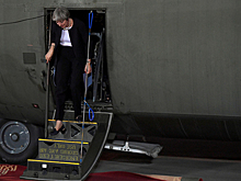 В репортаж о Терезе Мэй закрались истребители времен Второй мировой