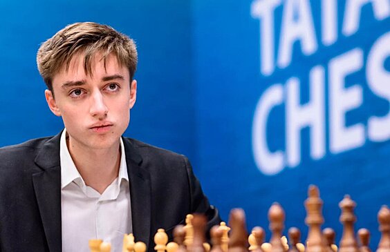 Даниил Дубов отказался играть в маске на шахматном турнире в Вейк-ан-Зее.  Ему засчитано поражение - Рамблер/спорт