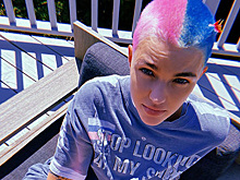 Появился новый тренд в экспериментах с внешностью во время пандемии коронавируса