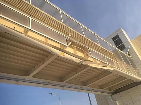 Тюменские гаишники нашли компанию, ответственную за ДТП у надземного перехода