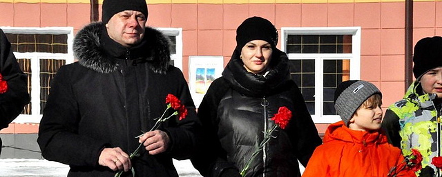 В Электрогорске возложили цветы к мемориалу павшим землякам