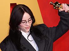 Билли Айлиш получила "Грэмми" в номинации "Песня года"